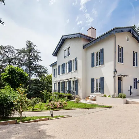 度假居 Harmonie - Spacious House With Pool In 隆河省